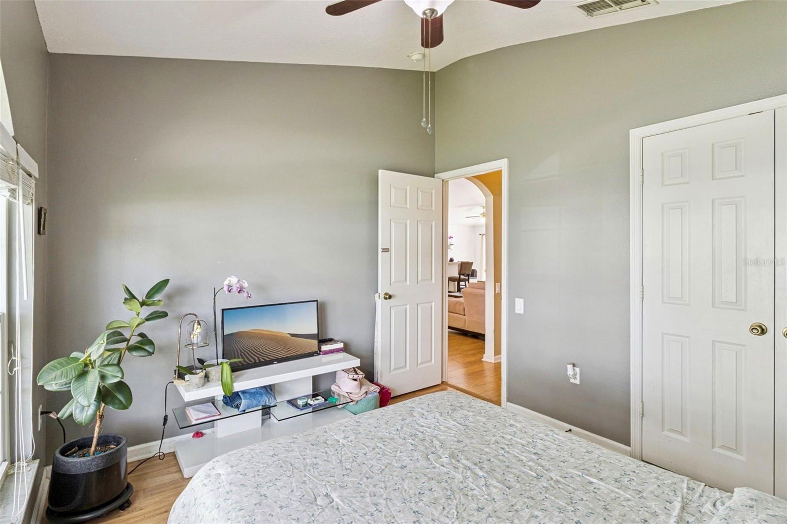 Image 20 of 31 For 3195 Whooping Crane Run