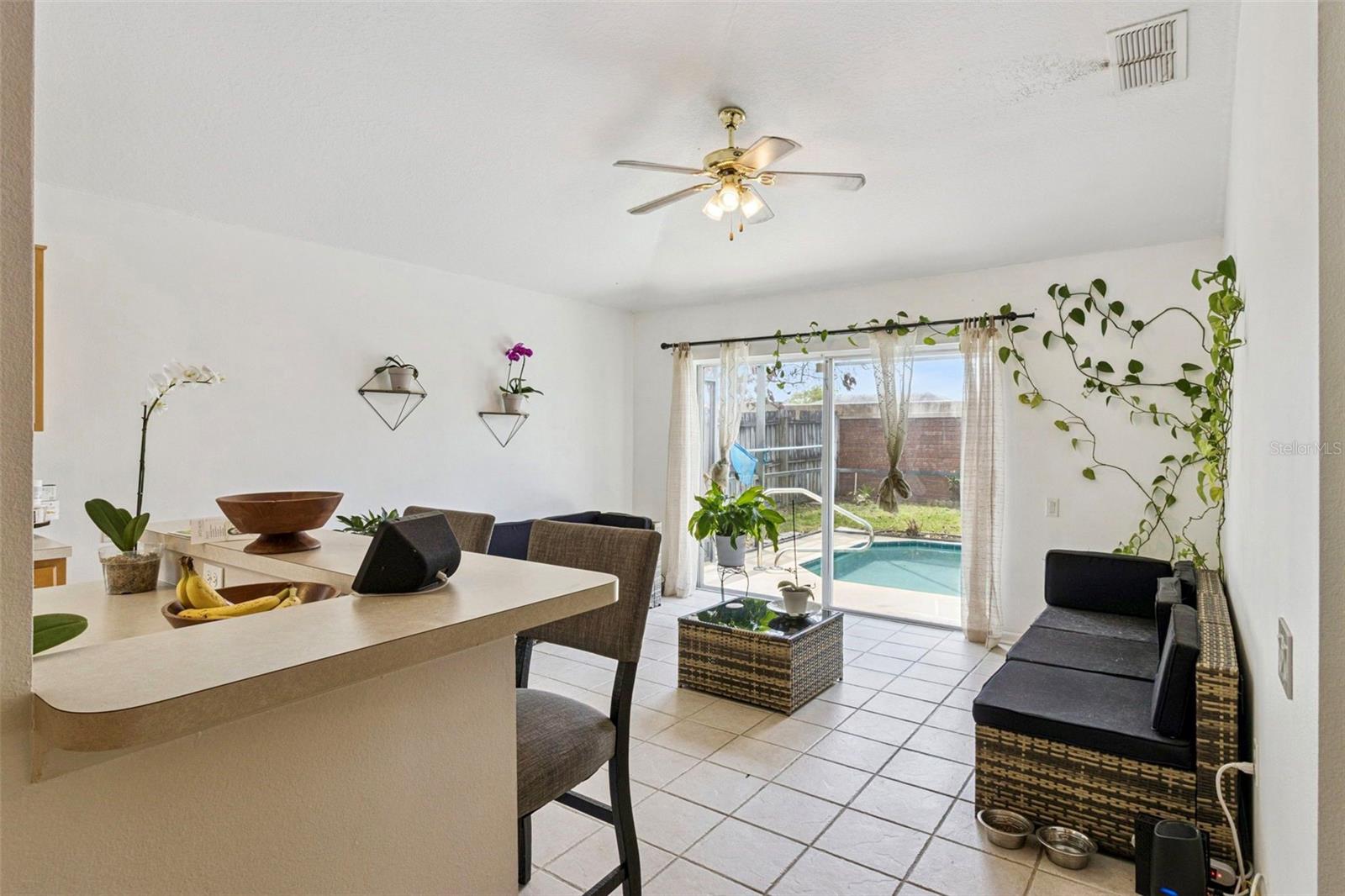 Image 6 of 31 For 3195 Whooping Crane Run