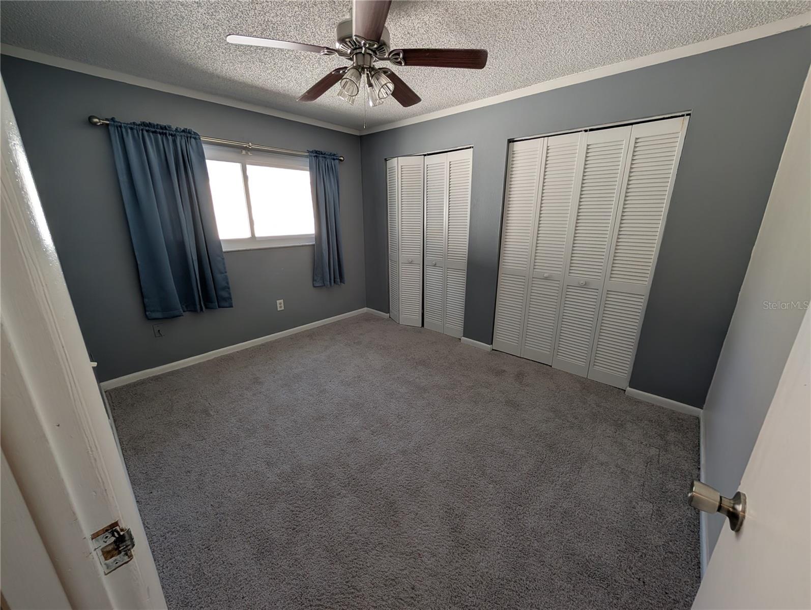 Image 11 of 14 For 719 Regent Circle S