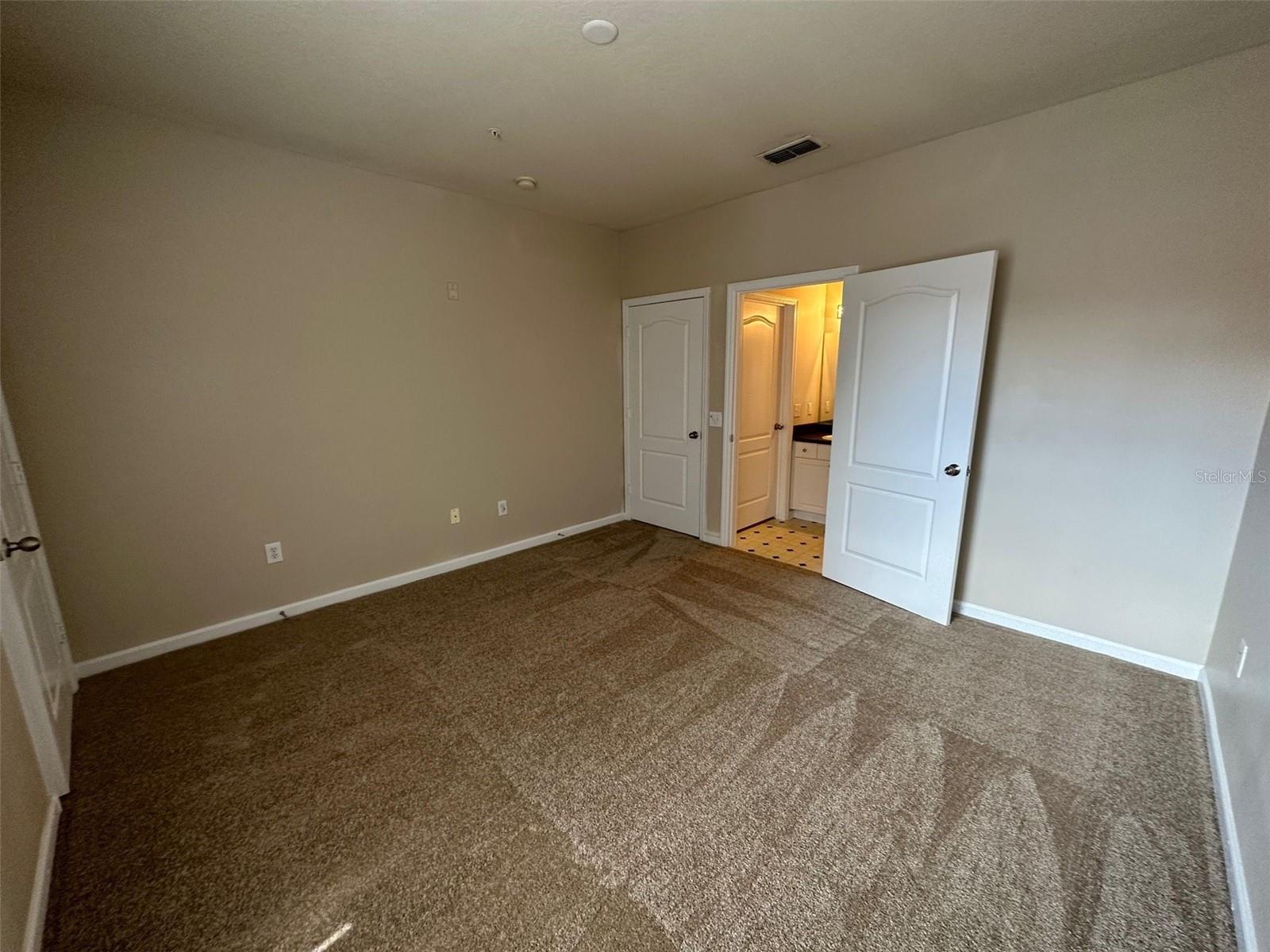 Image 15 of 36 For 8836 Villa View Circle 201