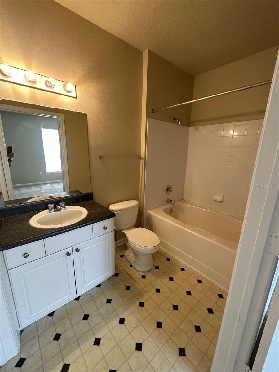 Image 17 of 36 For 8836 Villa View Circle 201