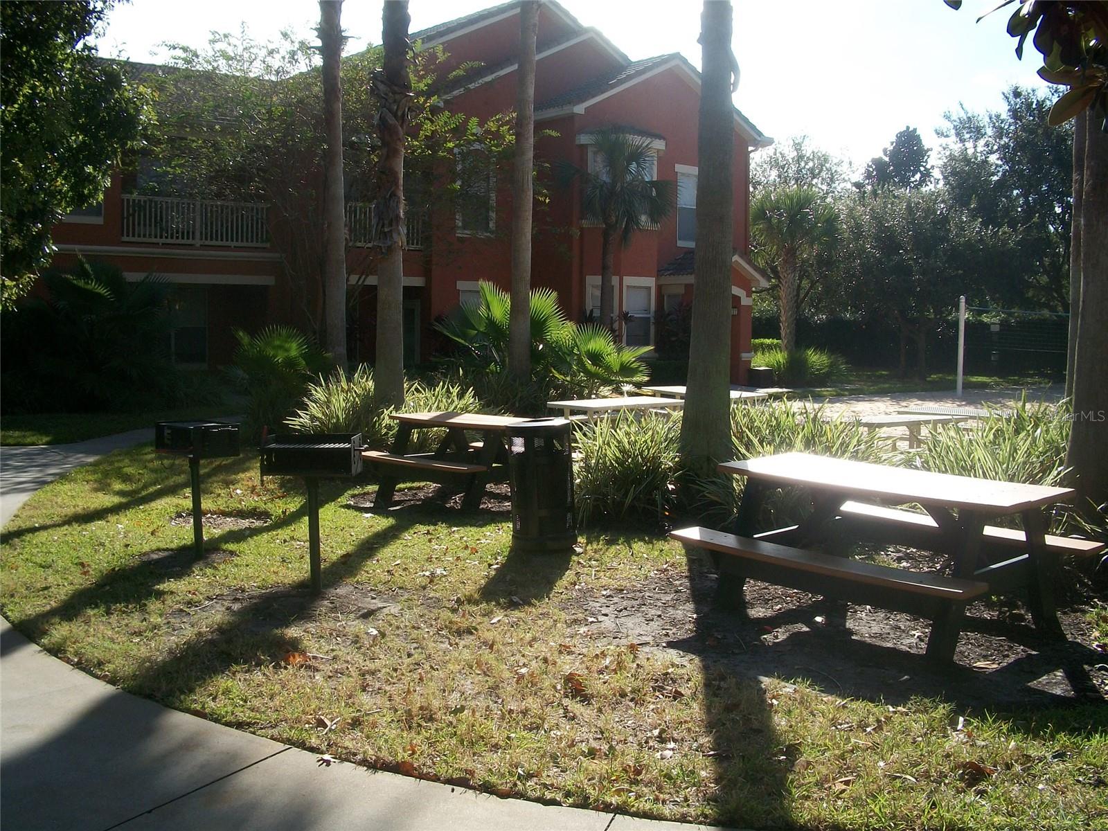 Image 31 of 36 For 8836 Villa View Circle 201