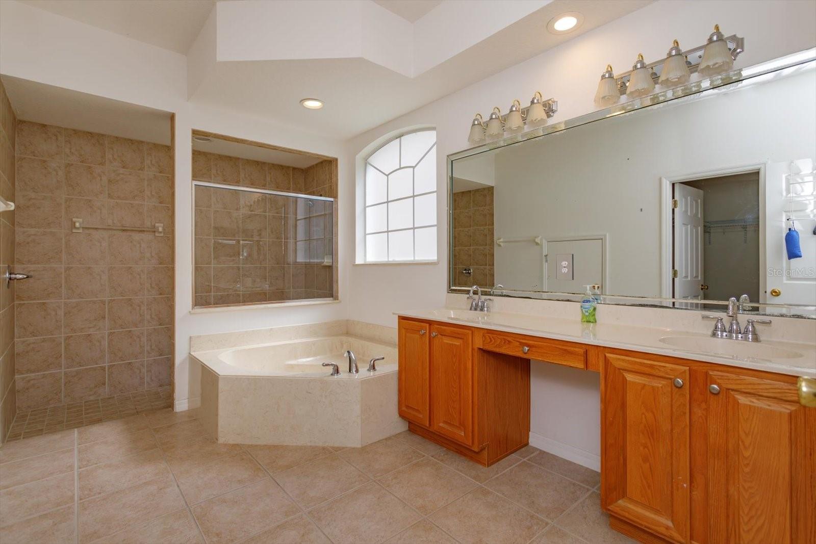 Image 14 of 31 For 3465 Rolling Hills Lane