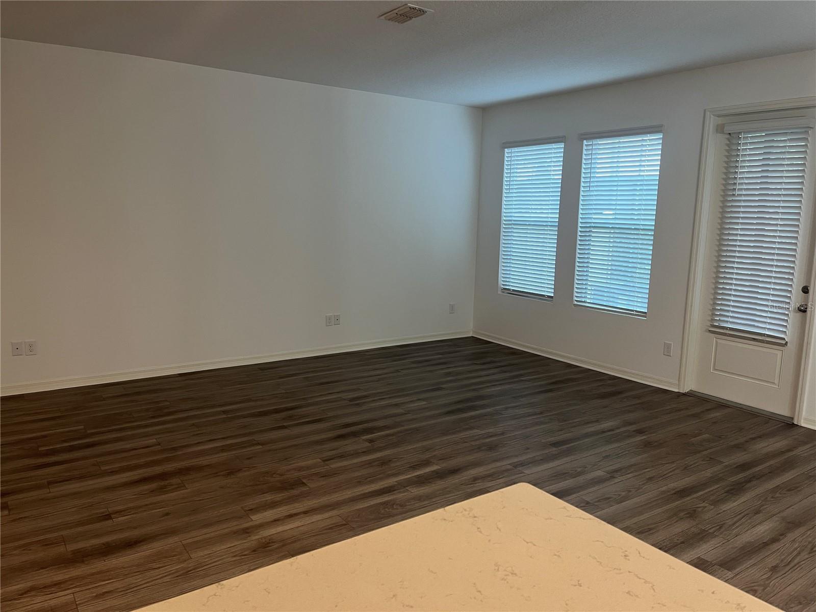 Image 8 of 28 For 2716 Bolzano Drive