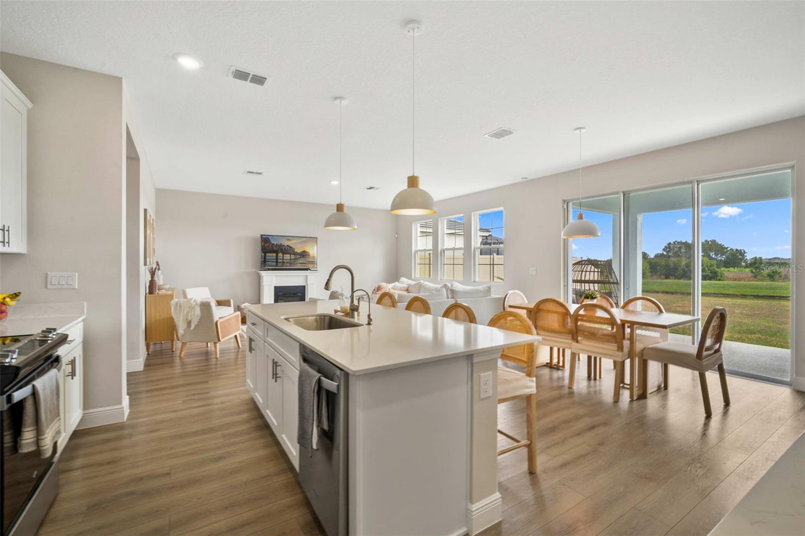 Image 22 of 47 For 10308 Fieldstone Myrtle Way