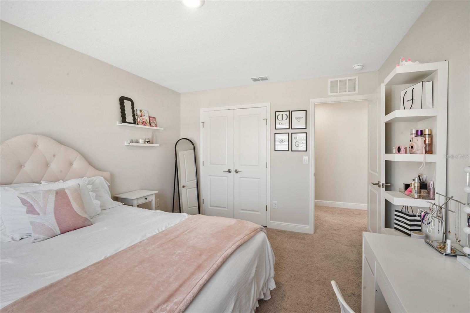 Image 40 of 47 For 10308 Fieldstone Myrtle Way
