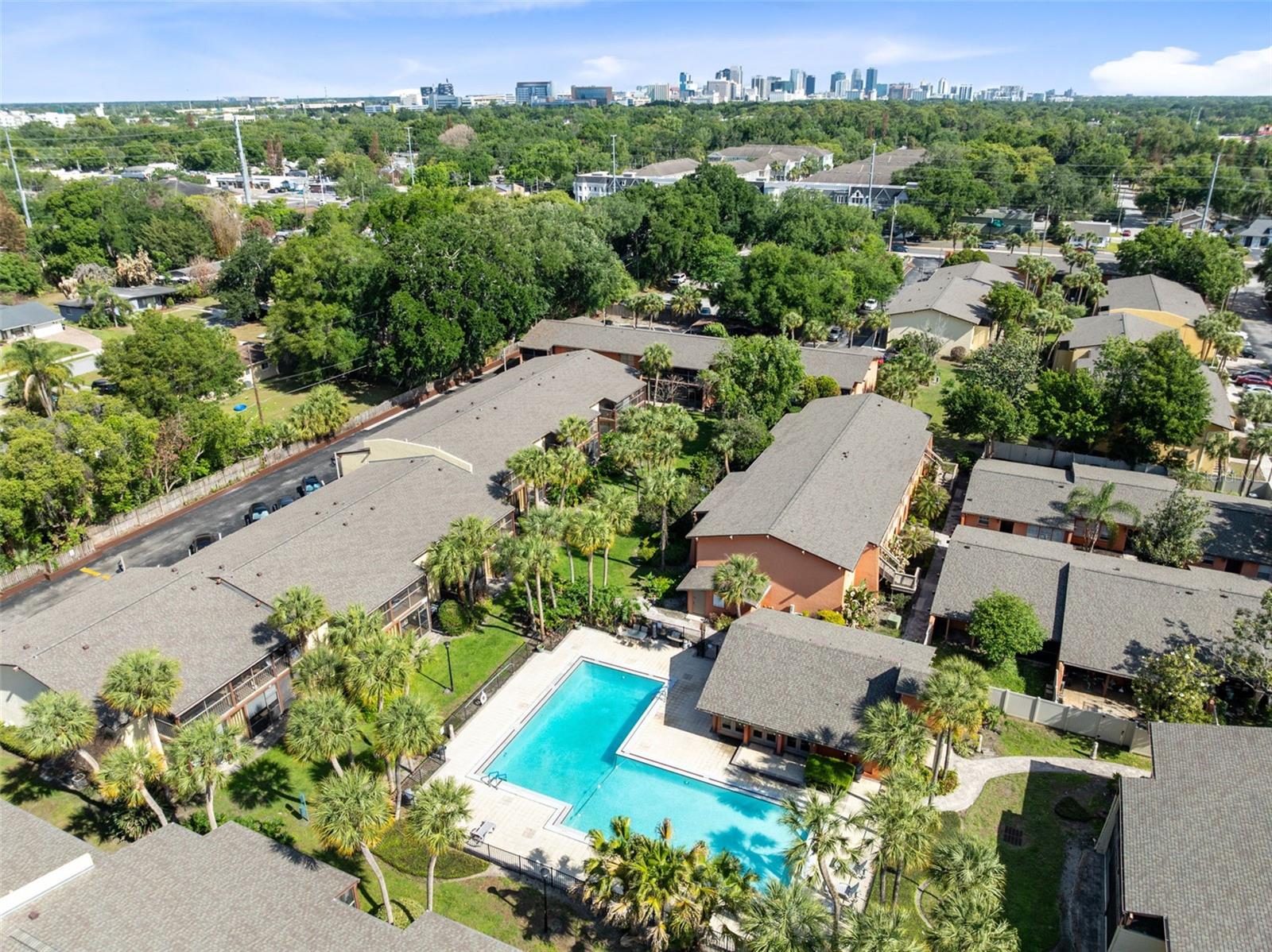 Image 17 of 23 For 754 Michigan Street 167