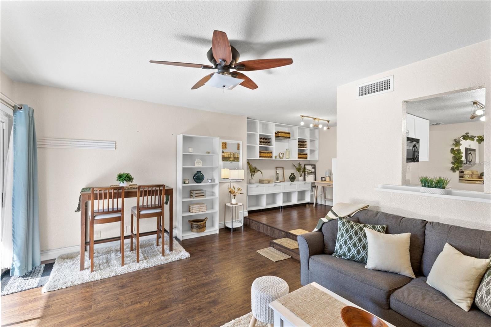 Image 3 of 23 For 754 Michigan Street 167