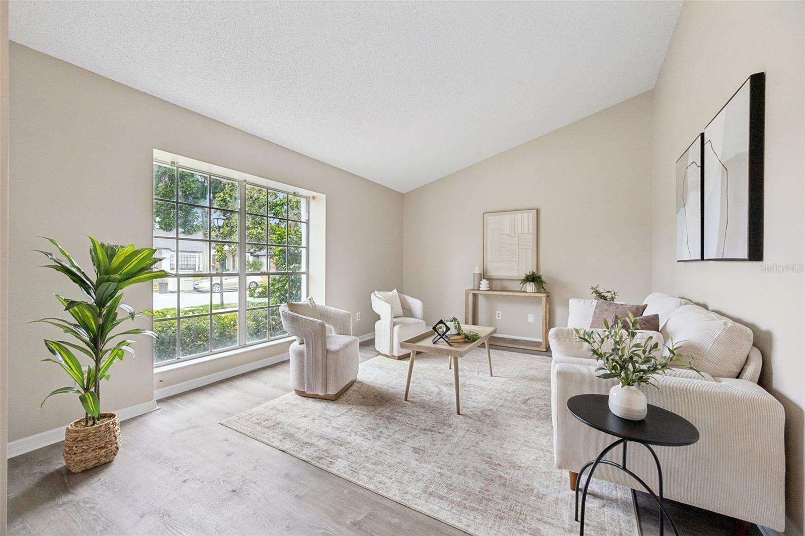 Image 3 of 29 For 12942 Forestedge Circle