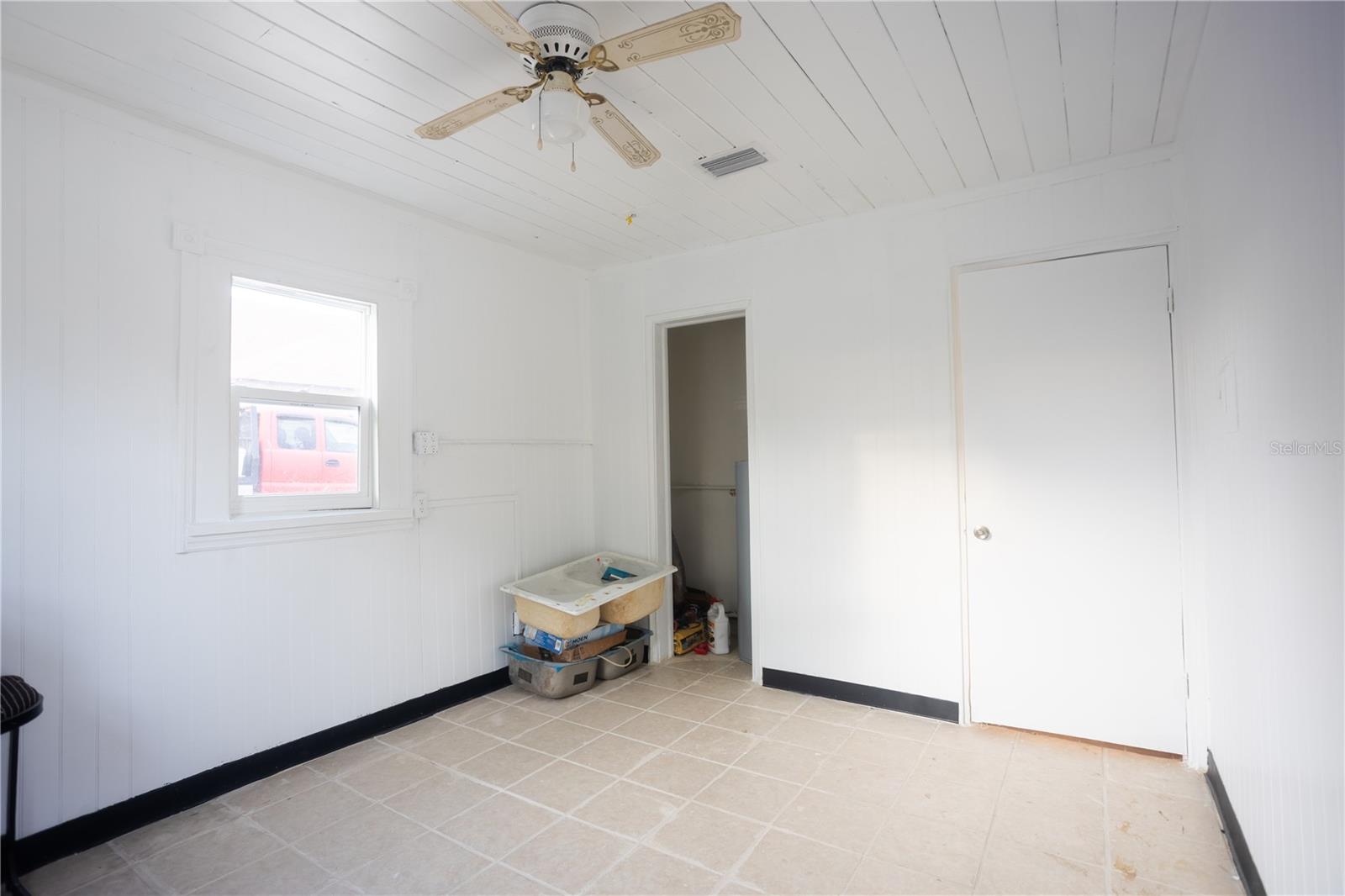 Image 15 of 39 For 115 10th Street