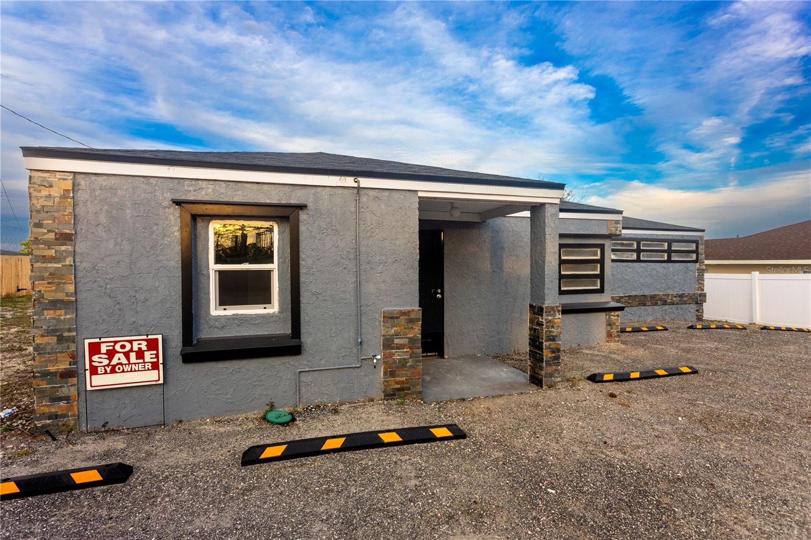 Image 3 of 39 For 115 10th Street