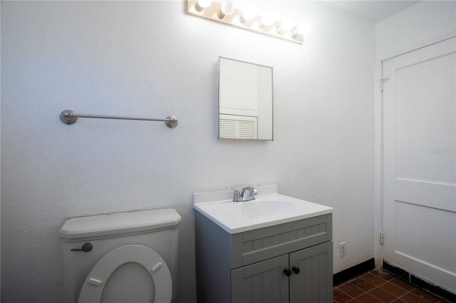 Image 34 of 39 For 115 10th Street