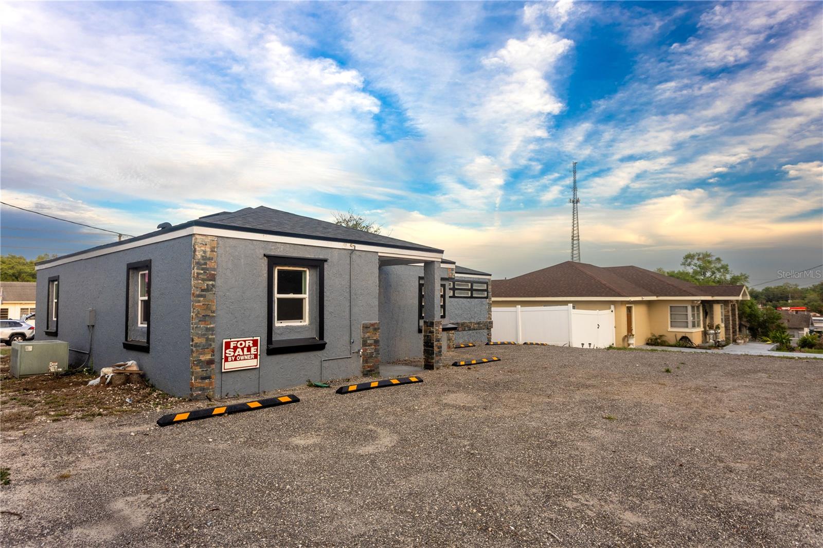 Image 5 of 39 For 115 10th Street