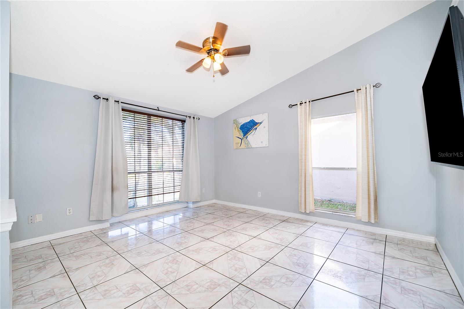 Image 3 of 23 For 560 Pleasant Grove Drive