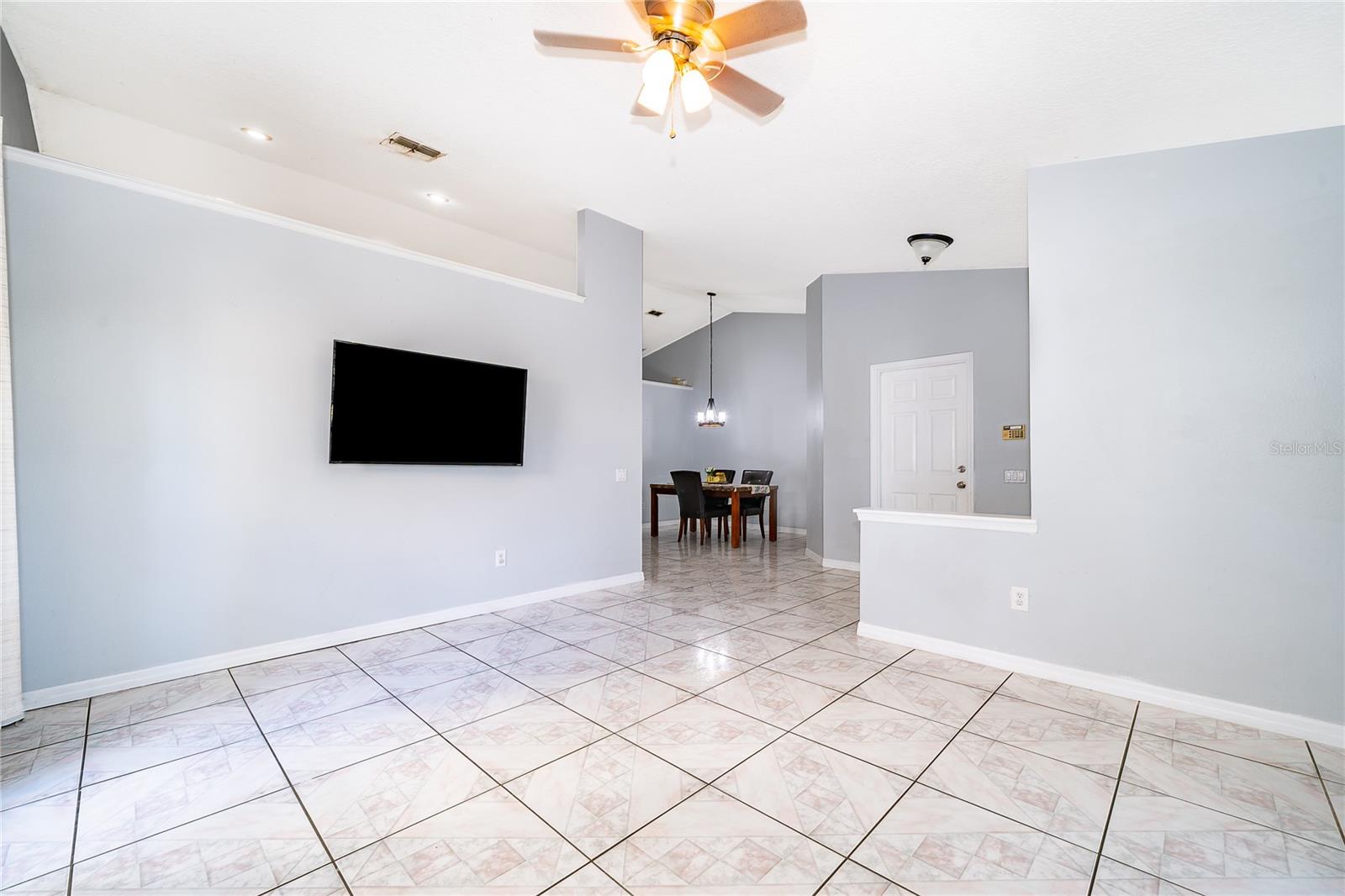 Image 4 of 23 For 560 Pleasant Grove Drive