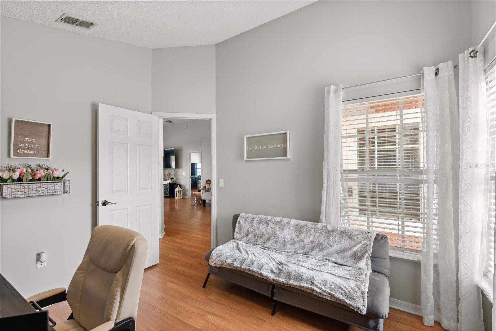 Image 22 of 29 For 3114 Dellcrest Place