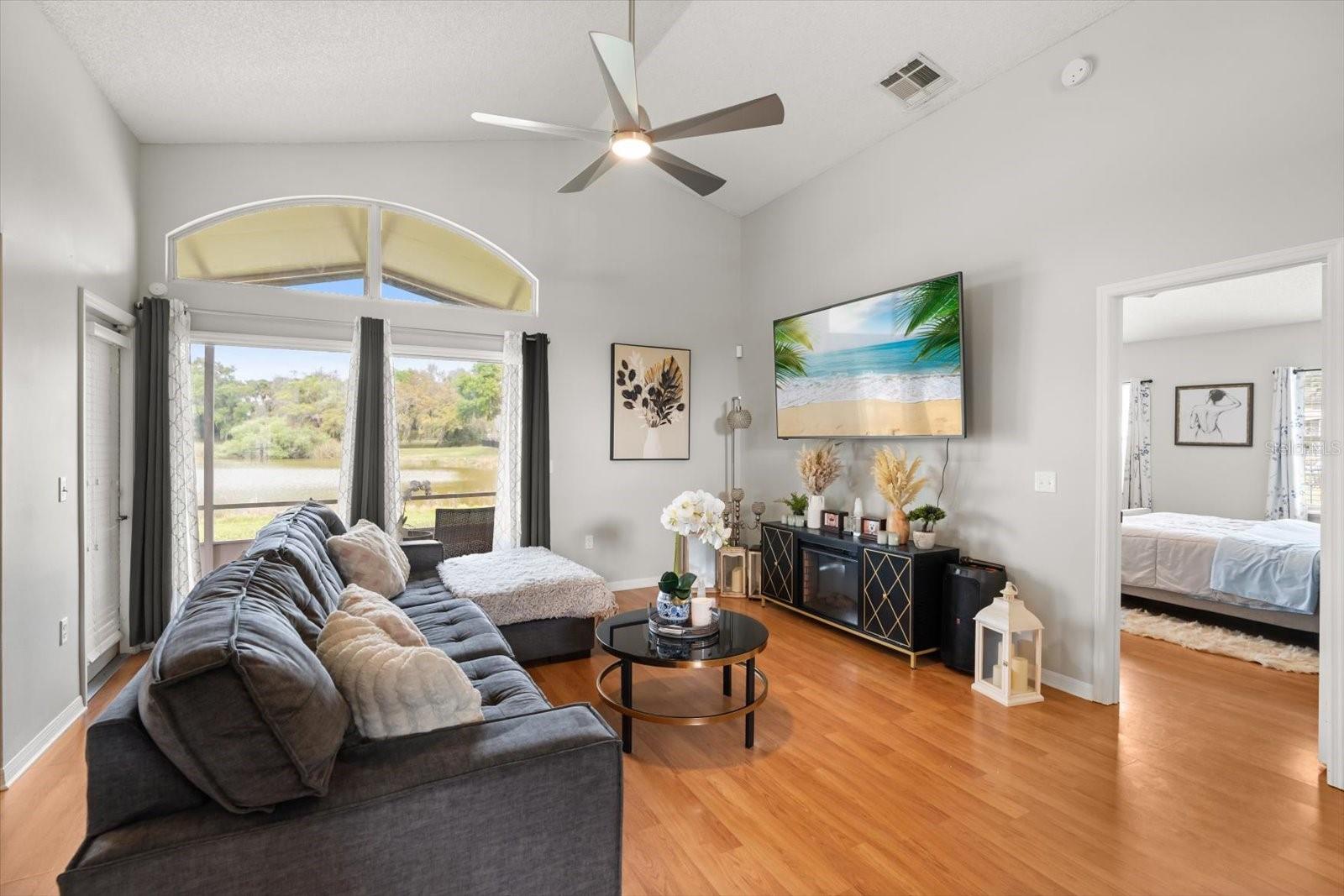 Image 4 of 29 For 3114 Dellcrest Place