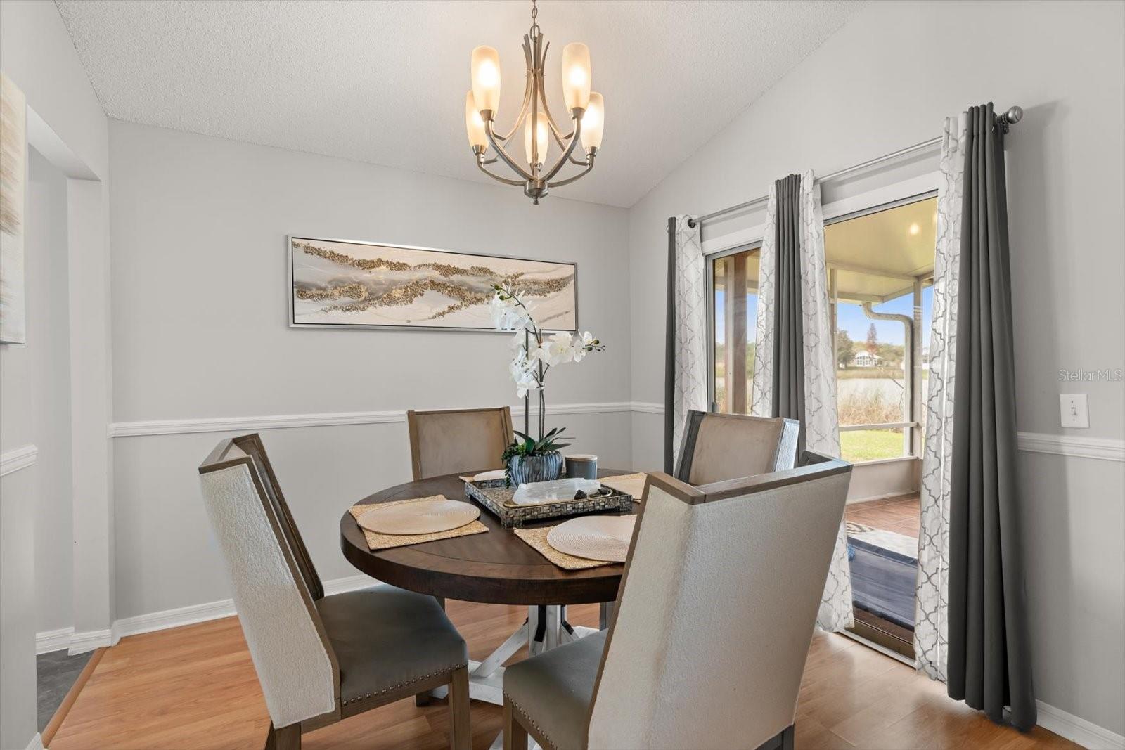 Image 5 of 29 For 3114 Dellcrest Place