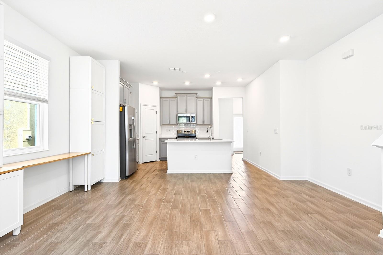 Image 39 of 41 For 1720 Fulfillment Drive