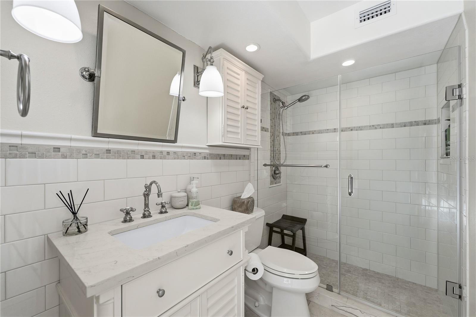 Listing photo id 8 for 105 Sweet Bay Lane