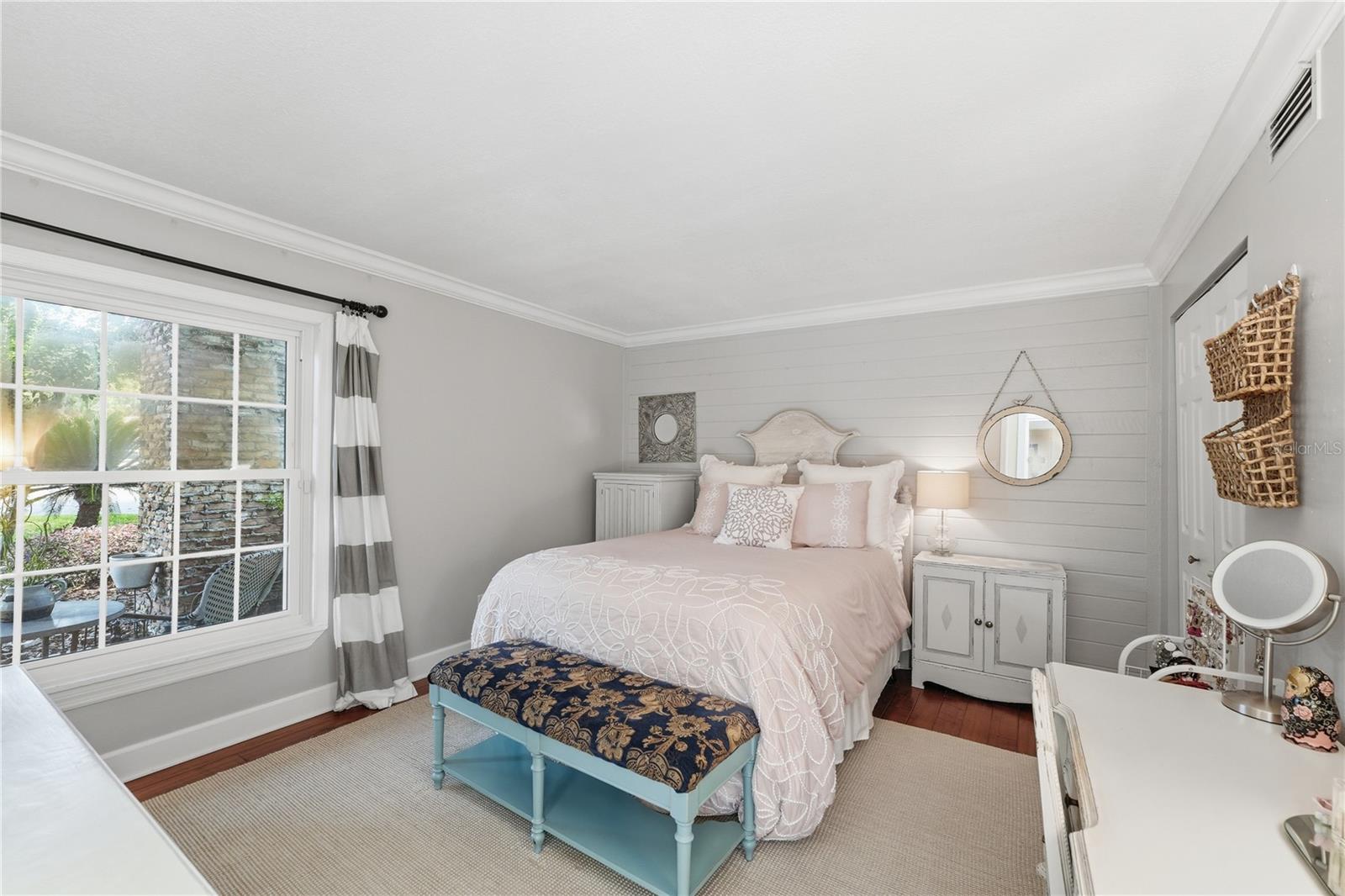 Listing photo id 12 for 105 Sweet Bay Lane