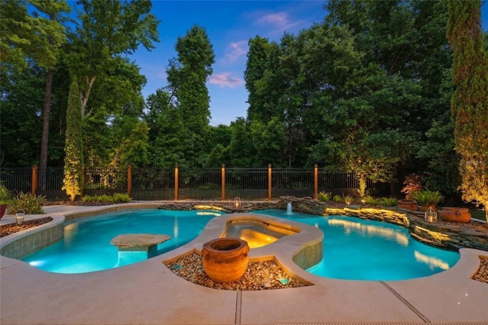Listing photo id 0 for 105 Sweet Bay Lane