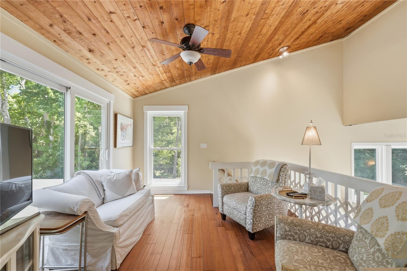 Listing photo id 25 for 105 Sweet Bay Lane