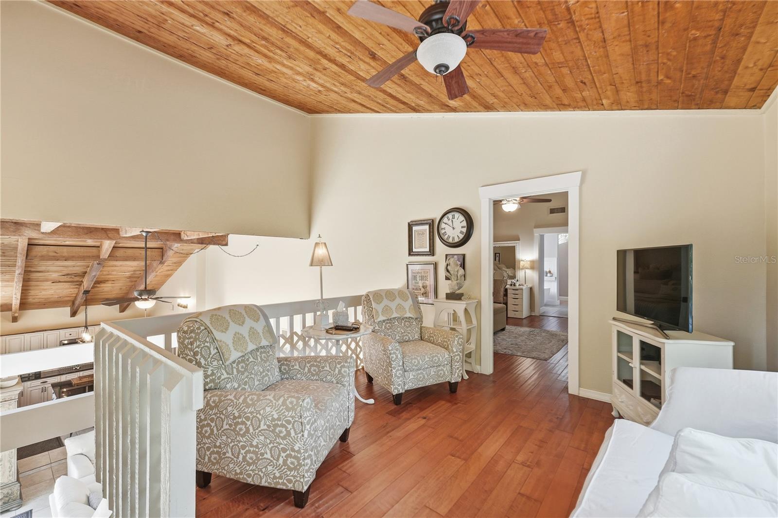 Listing photo id 26 for 105 Sweet Bay Lane