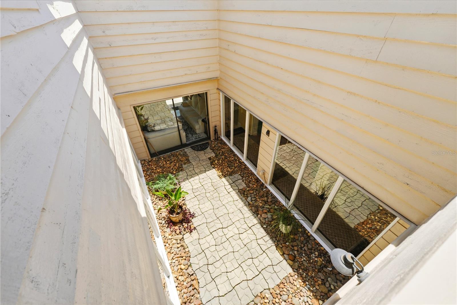 Listing photo id 35 for 105 Sweet Bay Lane