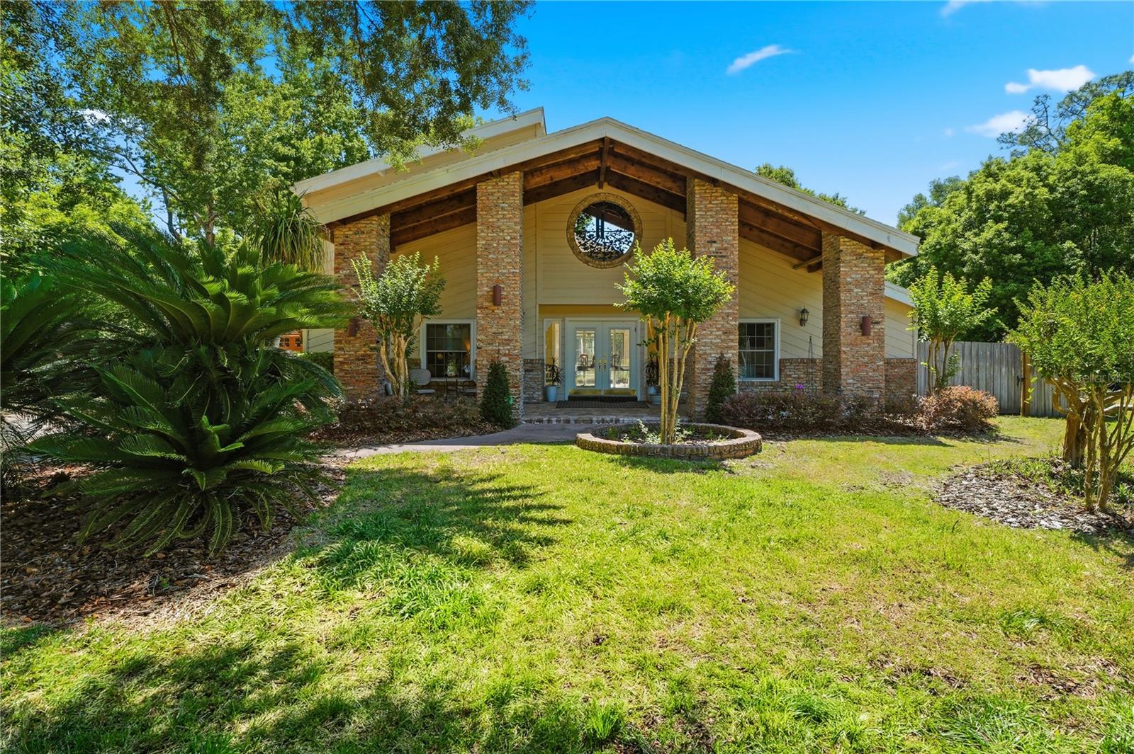 Listing photo id 43 for 105 Sweet Bay Lane