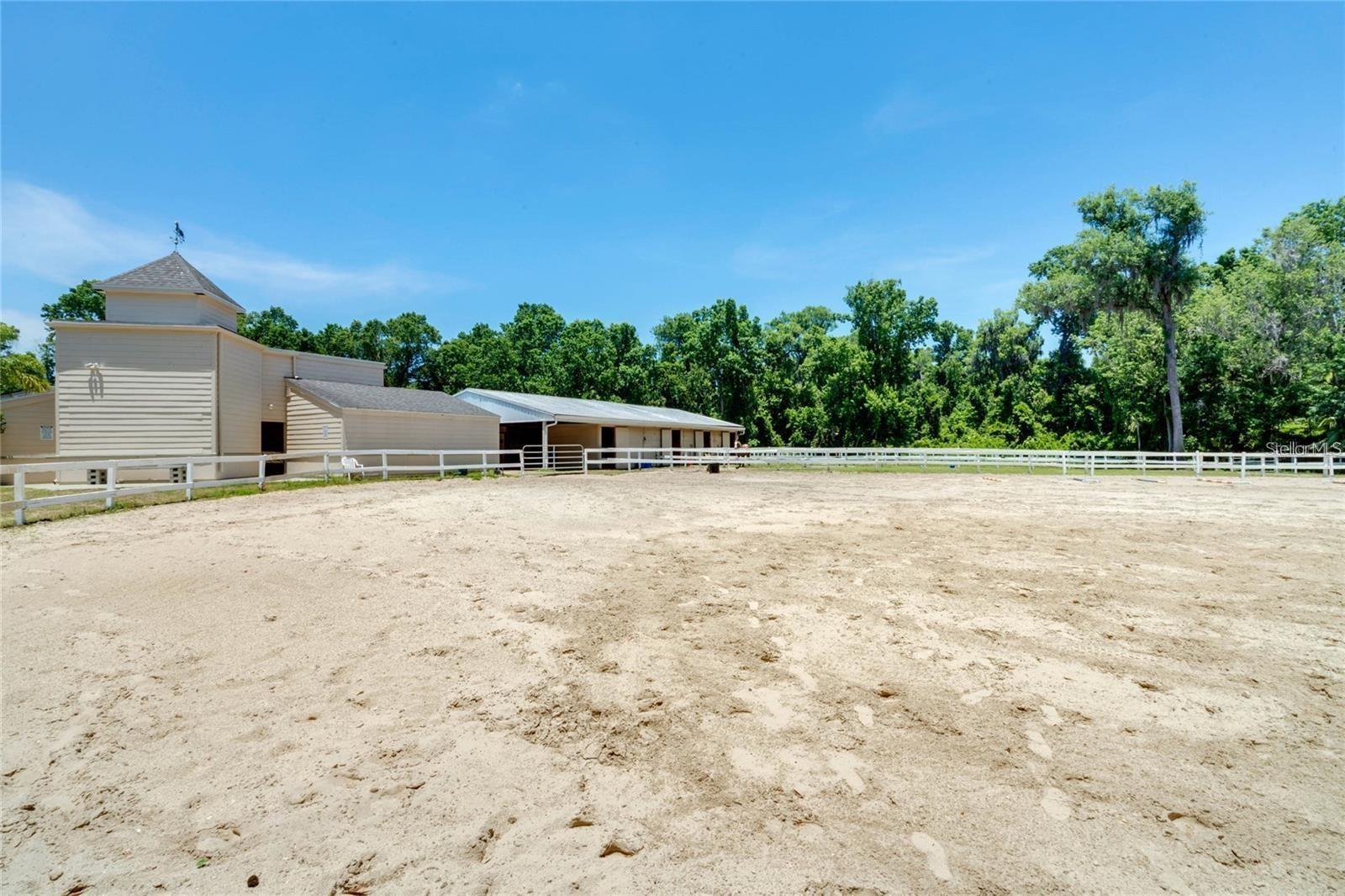 Listing photo id 68 for 105 Sweet Bay Lane