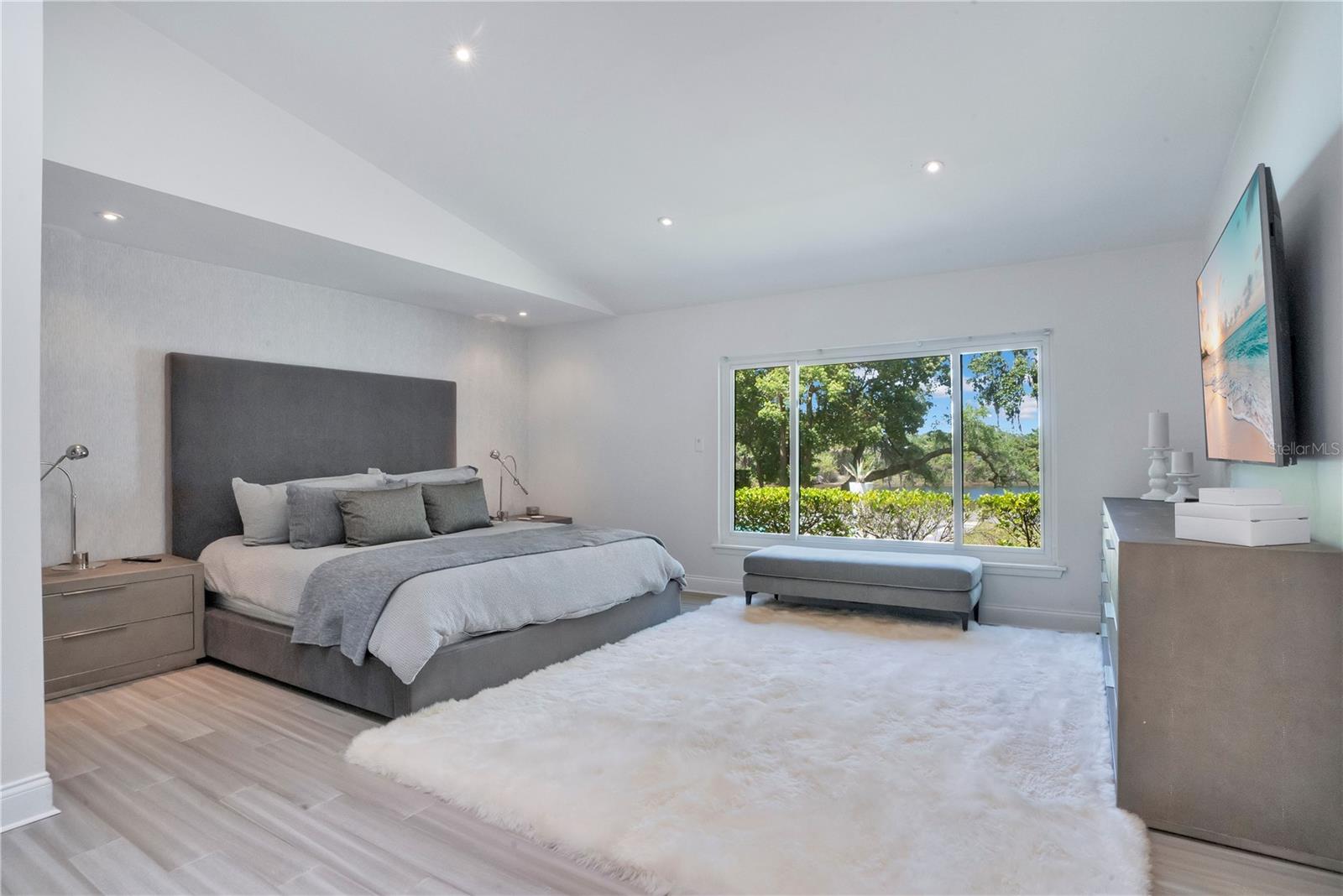 Image 13 of 39 For 1041 Tuscany Place