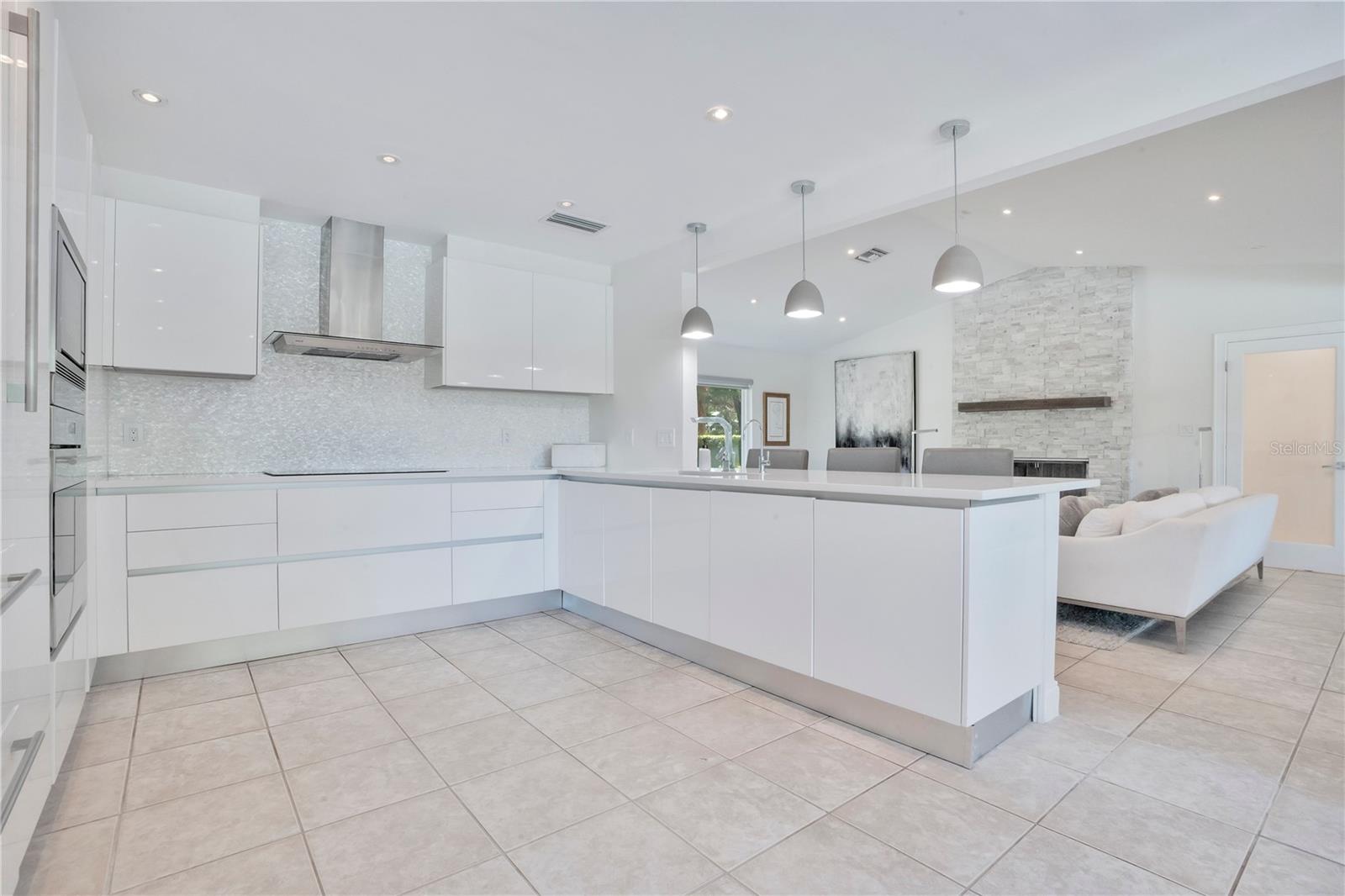 Image 7 of 39 For 1041 Tuscany Place