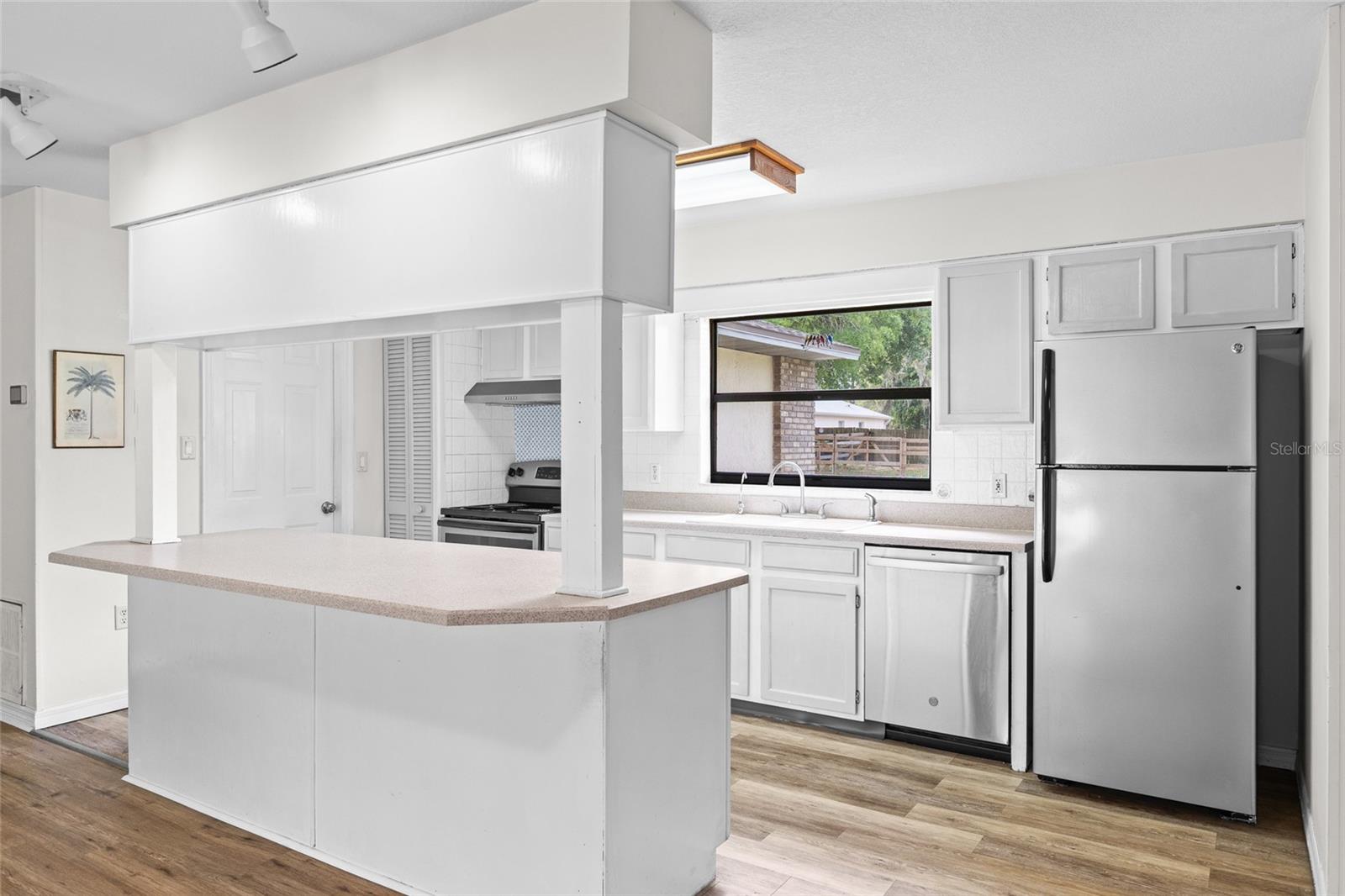 Image 11 of 33 For 2707 Balkan Street