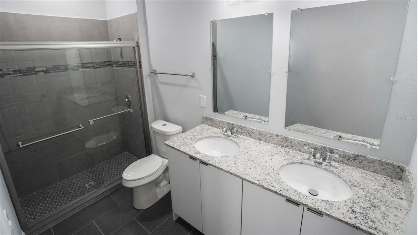 Image 5 of 12 For 13542 114th Place