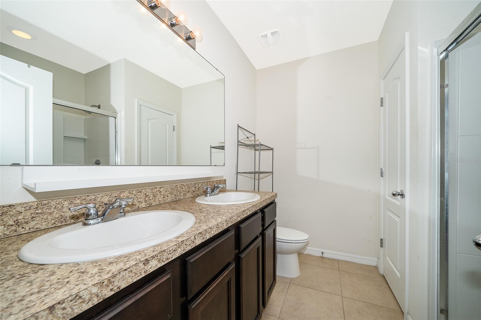 Image 19 of 27 For 241 Arbor Lakes Drive