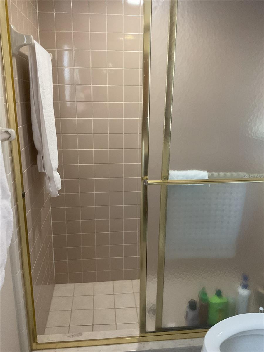 Image 10 of 53 For 17005 Arrowhead Boulevard