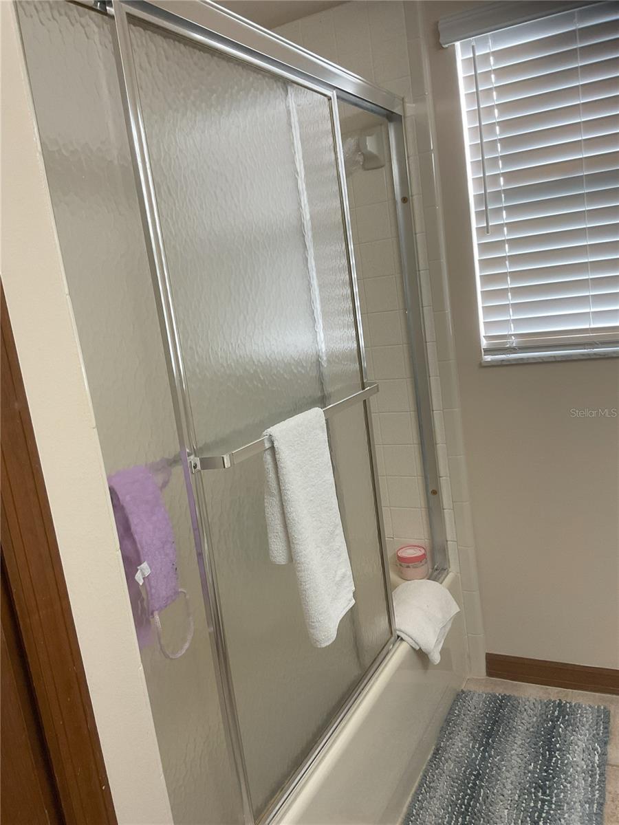 Image 16 of 53 For 17005 Arrowhead Boulevard