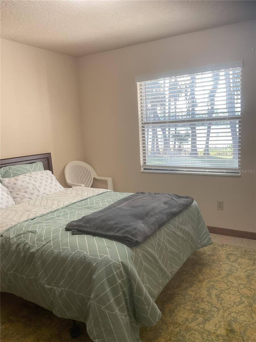 Image 17 of 53 For 17005 Arrowhead Boulevard