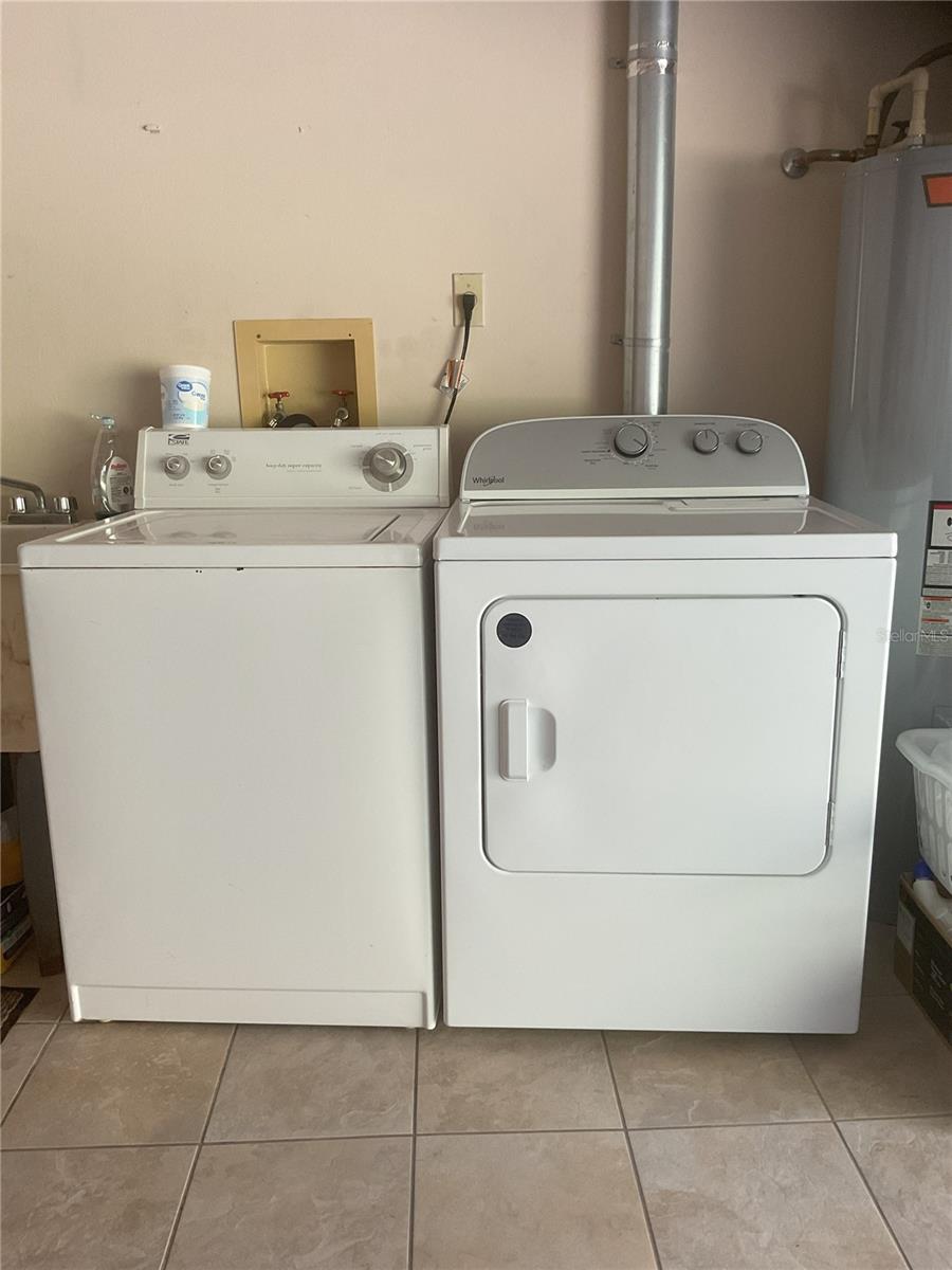 Image 26 of 53 For 17005 Arrowhead Boulevard