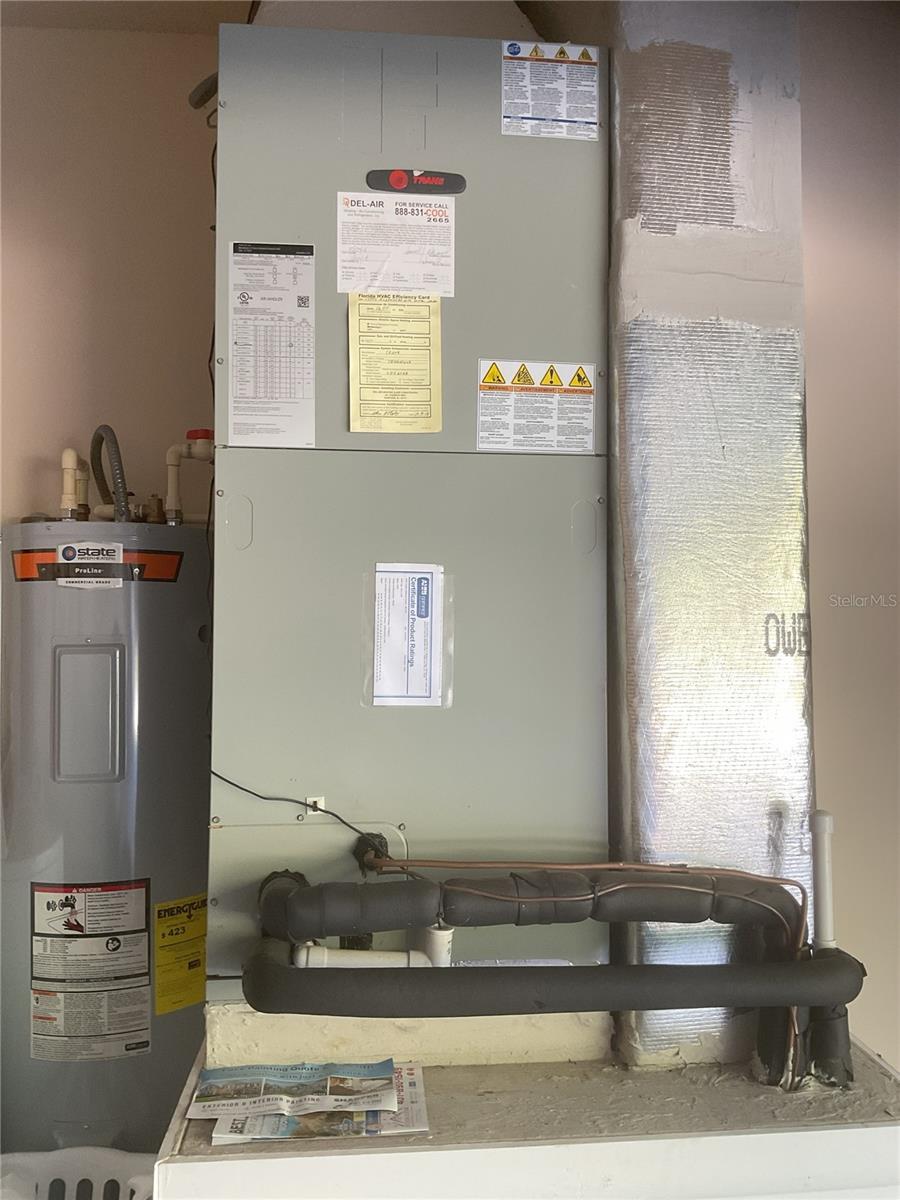 Image 27 of 53 For 17005 Arrowhead Boulevard