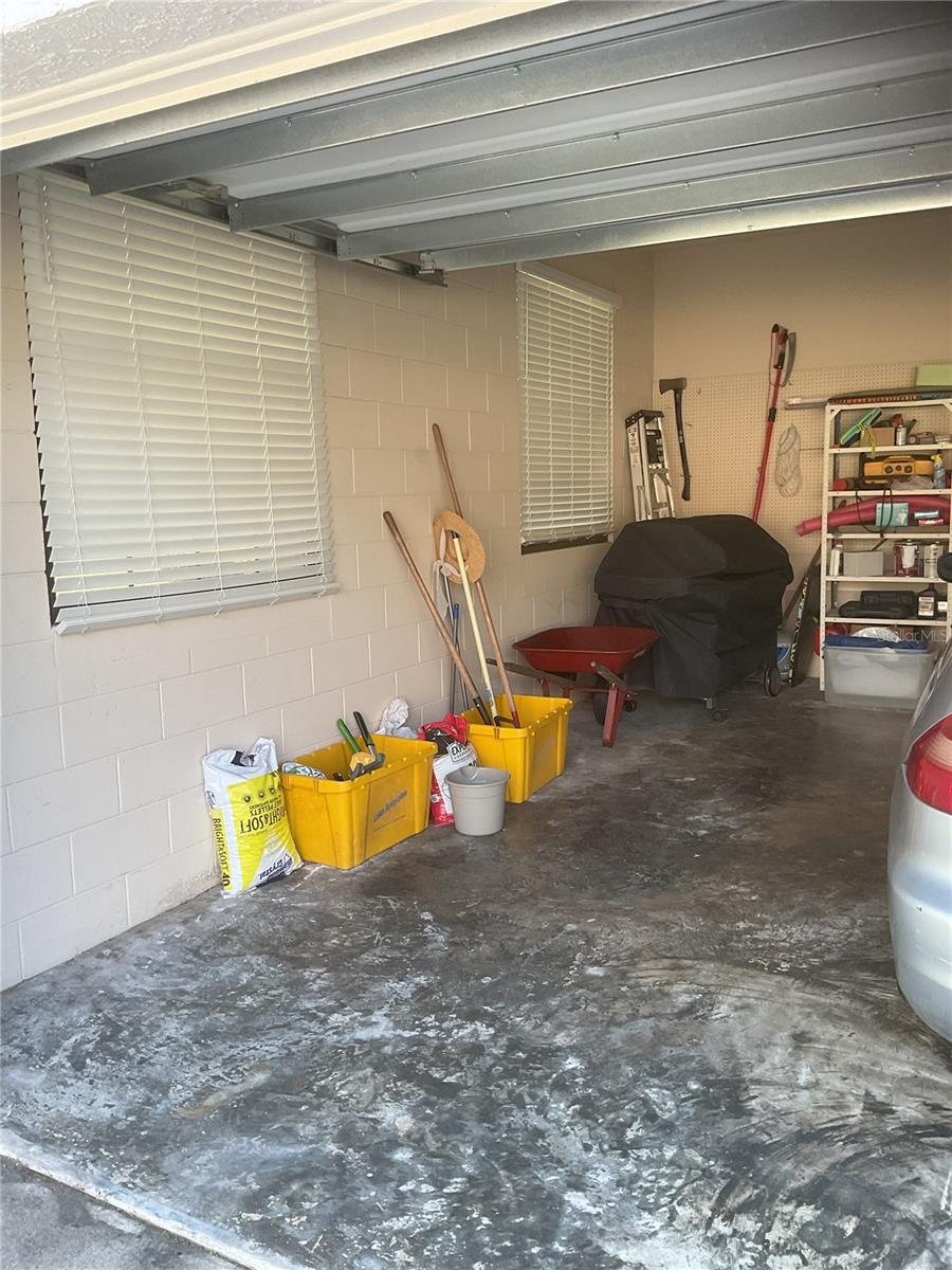 Image 28 of 53 For 17005 Arrowhead Boulevard