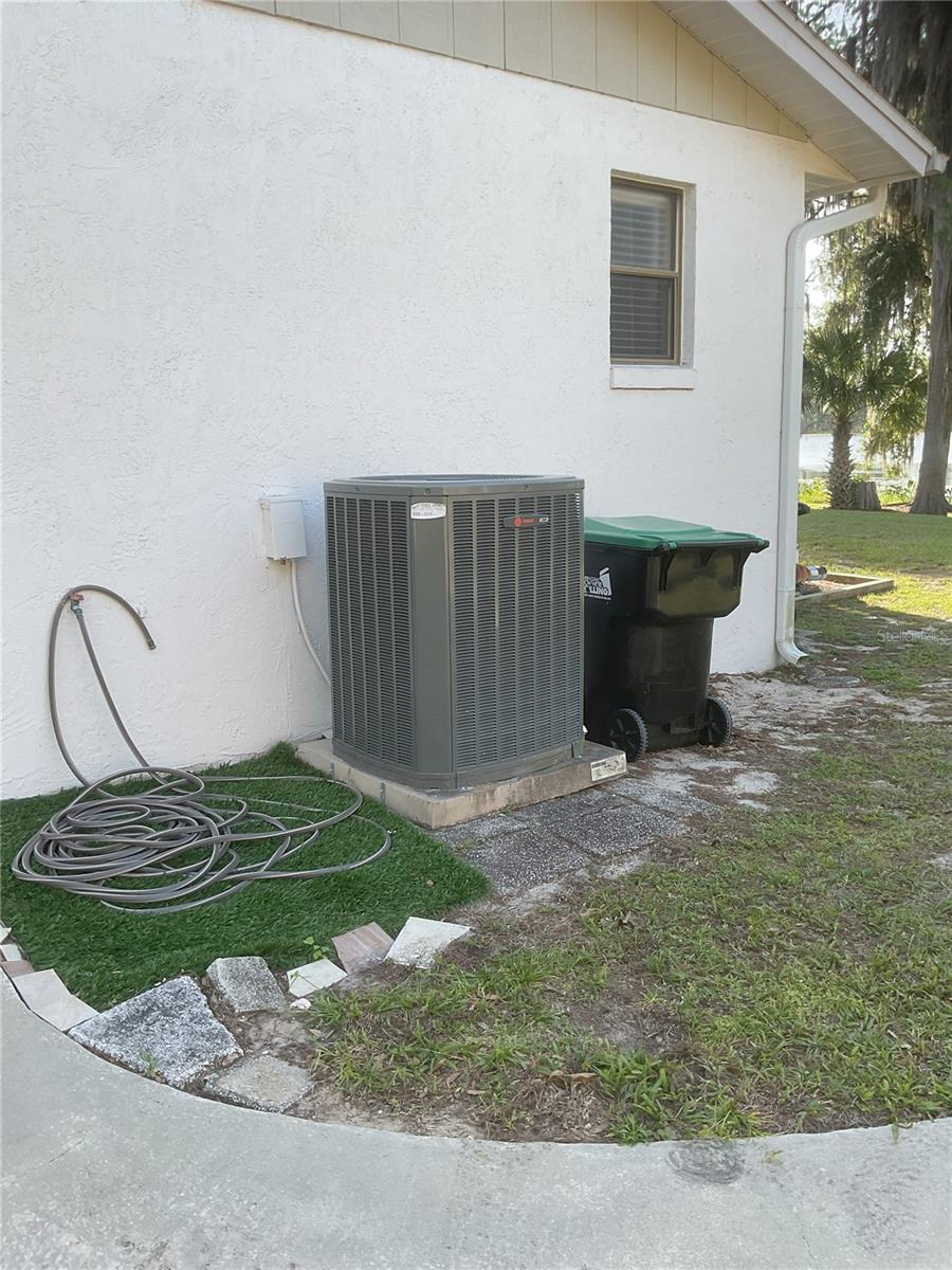 Image 30 of 53 For 17005 Arrowhead Boulevard