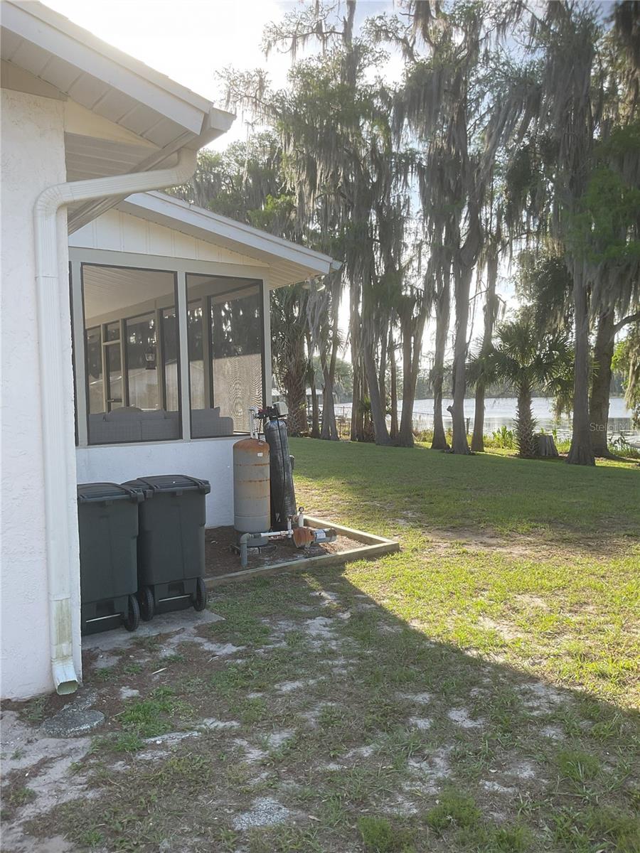 Image 31 of 53 For 17005 Arrowhead Boulevard