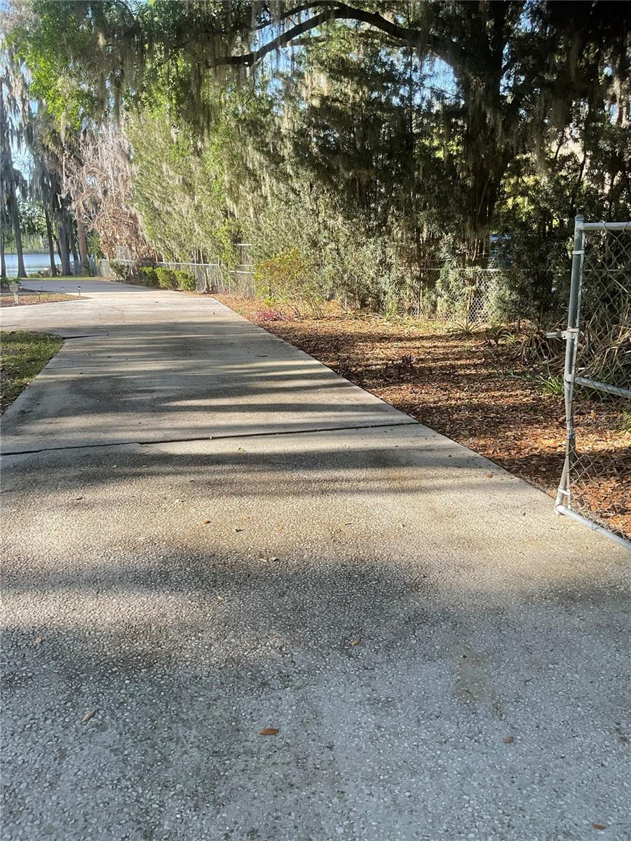 Image 38 of 53 For 17005 Arrowhead Boulevard