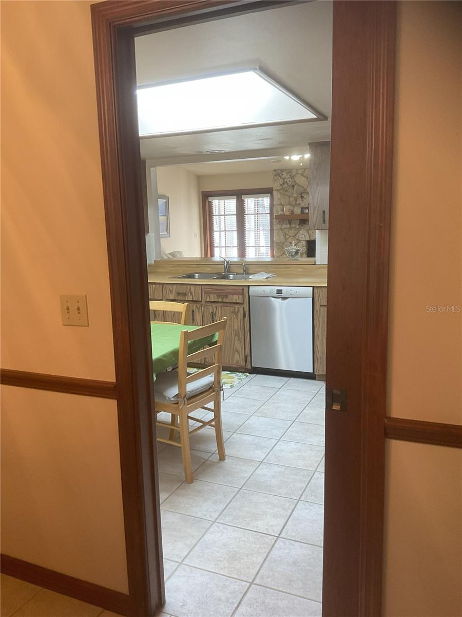 Image 4 of 53 For 17005 Arrowhead Boulevard