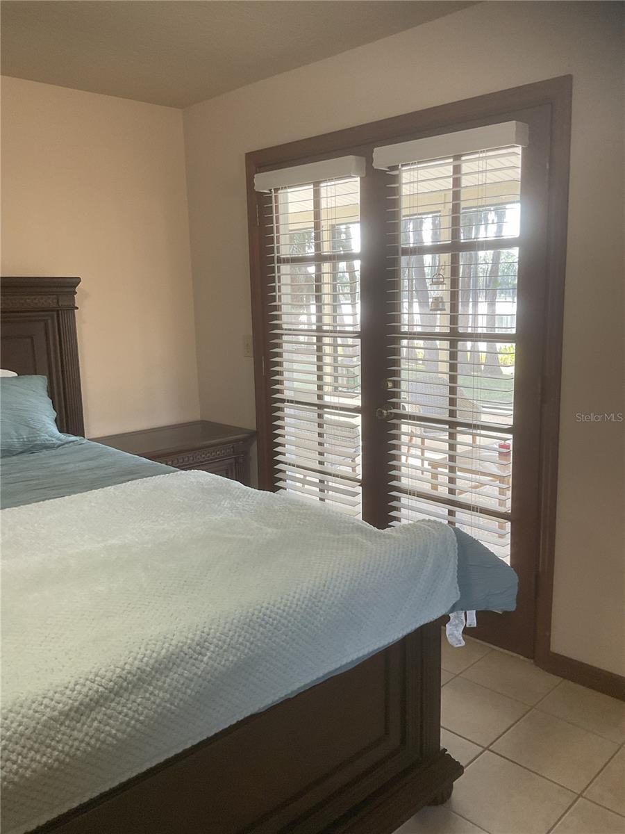 Image 8 of 53 For 17005 Arrowhead Boulevard