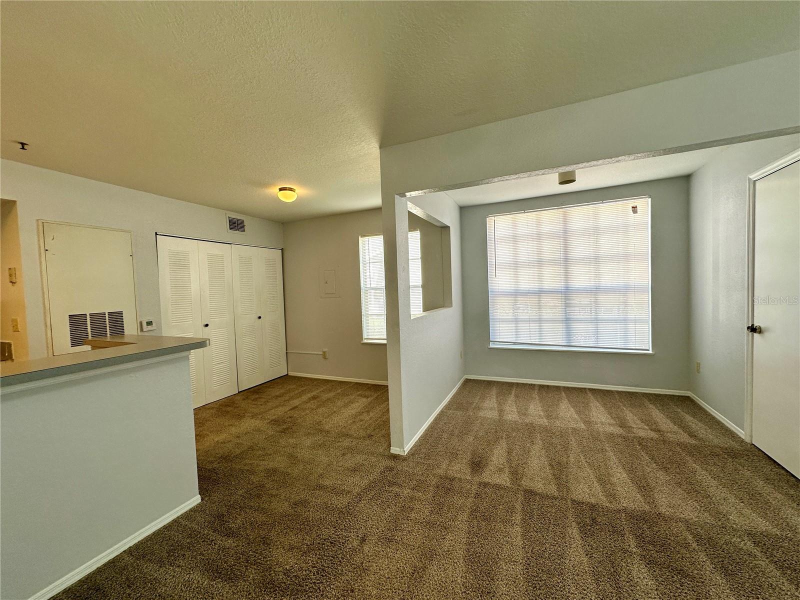 Image 8 of 29 For 1610 Columbia Arms Circle 131