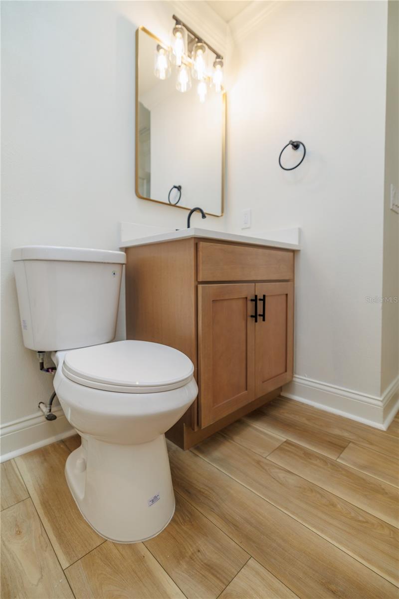 Listing photo id 20 for 370 Sultana Lane