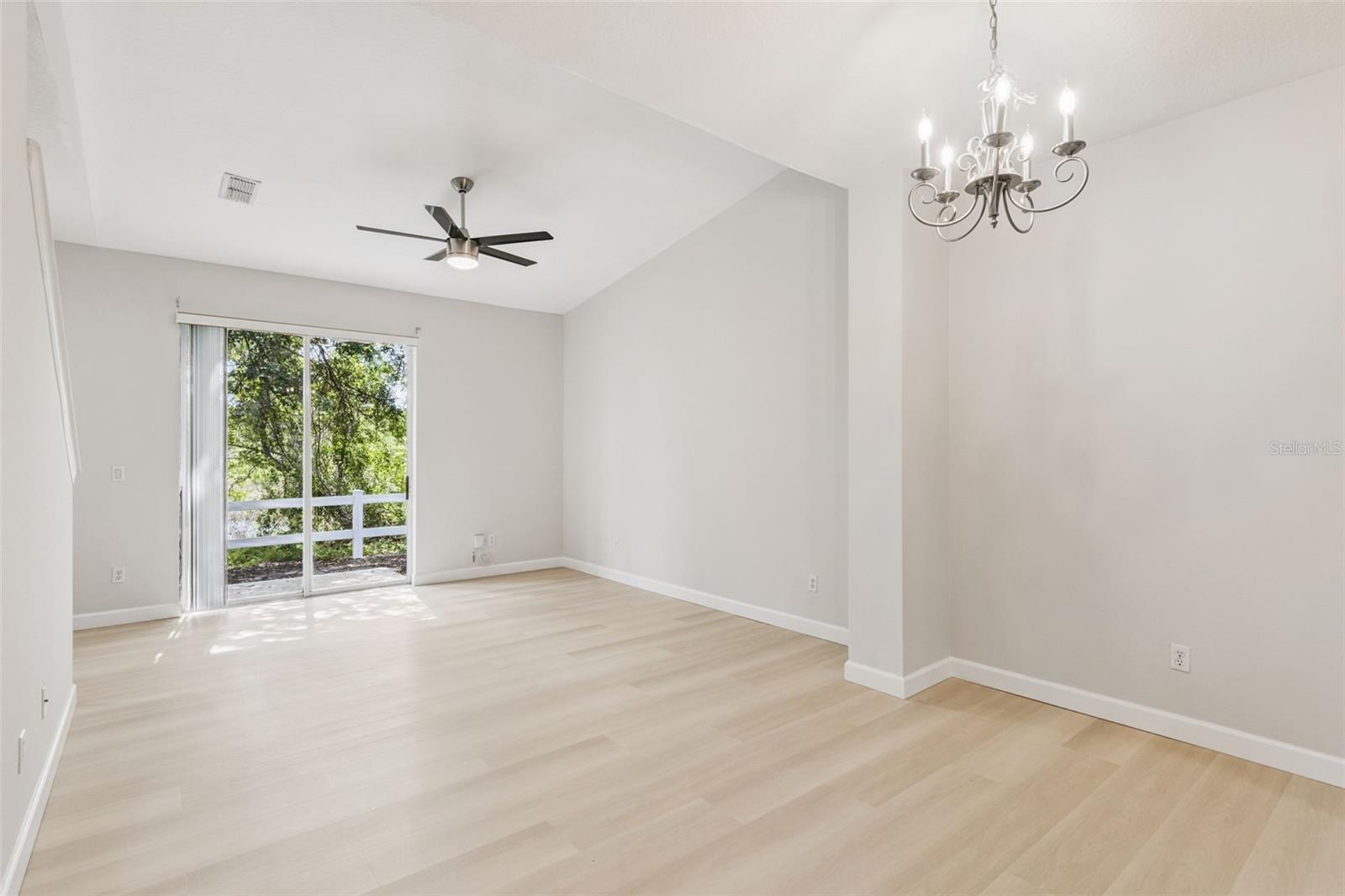 Image 5 of 24 For 1442 Travertine Terrace